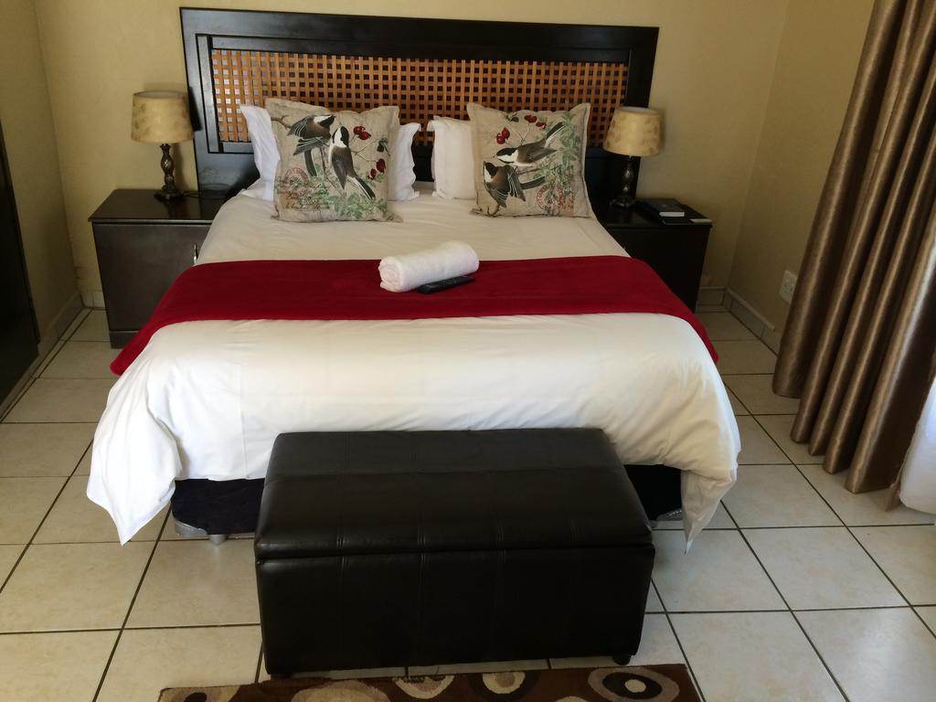 Mcbest Guest House Ermelo Exterior foto